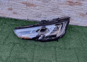 Lampa audi A4 B9 8W0941035 nowa 1