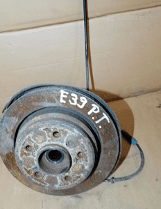 Zwrotnica piasta prawy tył tylna prawa wahacze BMW 5 E39 3.0D 11