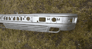 Mercedes 210 e classic bdb zderzak przedni 3