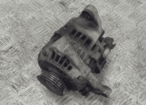 Alternator 8200065730 renault clio ii 1.2 16V 1