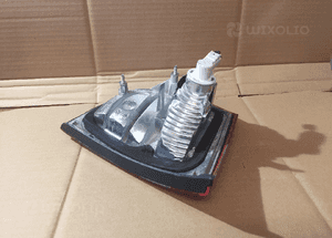Lampa lewy tył w klapę citroen C4 nr 9653547777 3