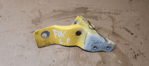 Mocowanie błotnika uchwyt lewy przód VW Fox 5Z0821141 1