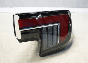 Opel mokka mokka-e ii b 2020 2021 lampa tył tylna 4