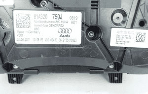 AUDI Q2 81A 2016- LICZNIK ZEGARY 81A920750J 7