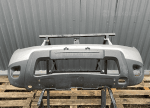 Dacia duster 10-17r zderzak przód przedni 620220025R 1