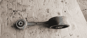 Łapa poduszka silnika VW FOX 1.2 4