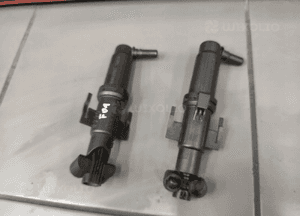 Bmw 7 F01 F02 dysza spryskiwaczy lamp lewa prawa przód oryginał 3