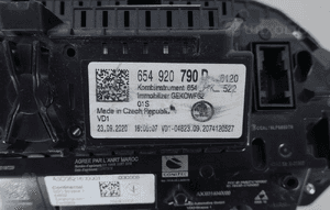 Licznik virtual zegary lcd skoda kamiq scala 5