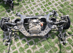 toyota RAV4 19-23 sanki belka tył komplet napęd 1