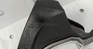 TOYOTA YARIS III Hybryda lampa tylna prawa prawy tył 2011-2019 3