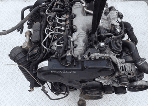 Silnik audi A4 B8 2,0 tdi cag cah radom 1
