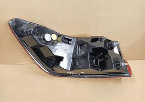 Lampa prawa tylna prawy tył bmw iii 3 G20 sedan led 18- 2