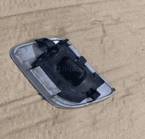 MERCEDES cls 219 zderzak kratka halogen przedni pdc xenon klapka sprysku 11