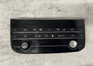Panel klimatyzacji GX73-18C858-HF jaguar xe X760 1
