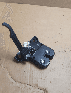 Zamek klapy tylnej 8P3827505 audi A3 8P 03-06 3