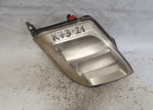 Przod przednia lampa lewa citroen C2 2