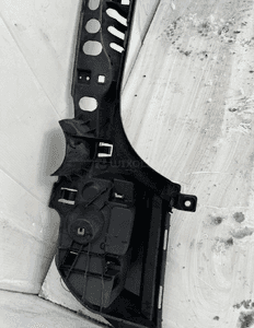 ŚLIZG ZDERZAKA ŚRODKOWY TYŁ TYLNY BMW F10 7184766 8