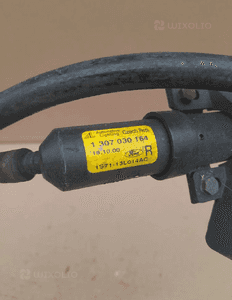 SPRYSKIWACZE REFLEKTORÓW  1307030163 PRAWY I LEWY  MONDEO MK3 4