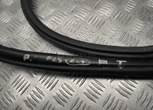 Bmw F25 uszczelka osłona krawędzi drzwi przód przednia 7396554 3