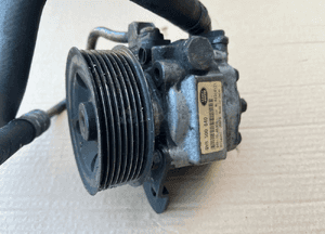 Pompa wspomagania Hitachi QVB500640 Range Rover L322 / Range Rover Sport L320 3.6 D 1