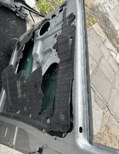 mercedes  VITO VIANO 639 drzwi prawe srebrne  ocynk lakier 744 7