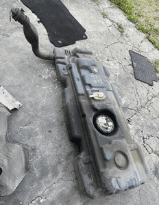 Mercedes 639 VITO VIANO  zbiornik bak pompa paliwa cdi 4