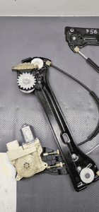 MINI F56 PODNOŚNIK SZYB PRAWY PRZÓD 7296442 5