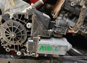 Audi A3  8L silniczek podnoszenia szyby prawy lewy 2