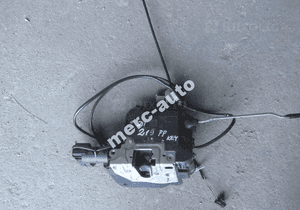 Mercedes CLS 219 E 211 zamek drzwi KEY LESS GO zamki prawy przód 1