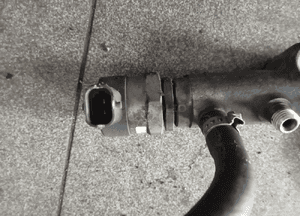 regulator paliwa volvo xc 90 2.4 d 5 0281002712