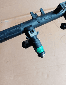 Listwa wtryskowa wtryski Renault Megane II 7700112777 4