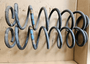 VW Fox Polo Skoda Fabia Seat Ibiza sprezyna zawieszenia tyl tylna 4