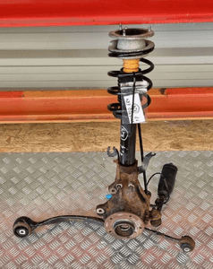 Bmw X1 E84 zwrotnica amortyzator prawe prawy przód przedni 6788700 3