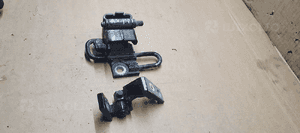 Zawias zawiasy drzwi prawy przód para Audi A4 B6 8E0831412E 2