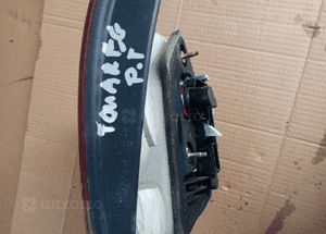 Lampa prawy tył tylna prawa w klapę VW Touareg 7L 3
