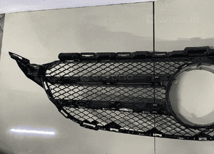 Mercedes W205GRIL atrapa zderzaka A2058803783 4