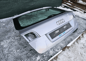 Klapa Bagaznika Szyba Srebrna Szara Audi A3 8P Sportback 5 D Drzwi 14