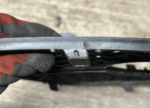 BMW X6 E71 Kratka zderzaka prawa 7176278 5