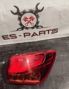 Lampa prawy tył prawa tylna w błotnik kia ceed 2 ii kombi 12- 1