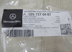 Mercedes C W205 A2057270487 Uszczelka Drzwi PRAWY PRZÓD 4