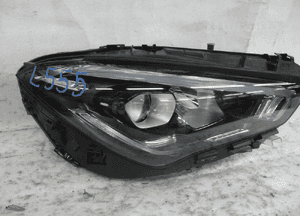 Mercedes A118 cla 118 bdb lampa przednia prawa przód 2