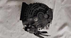 ALTERNATOR MERCDEDES W203 2.2 CDI 0124625045 4