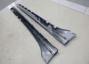 Bmw seria 2 F44 m pakiet listwa progowa próg 11