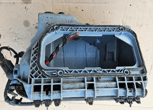 Audi A4 B8 1.8 TFSI obudowa moduł komputera 2