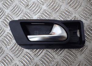 Vw tiguan klamka wewnętrzna prawy przód 5N0837198 1