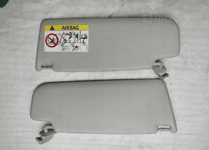 Daszki/ osłony przeciwsłoneczne fiat doblo ii/ opel combo d 2
