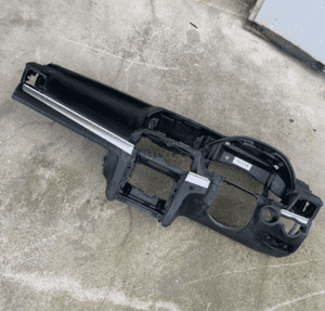 MERCEDES E 207 konsola anglik idealna kokpit deska 5