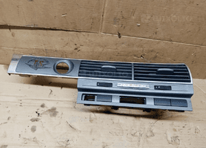 Kratka nawiewu powietrza środkowa Audi A6 C6 4F1820951B 4