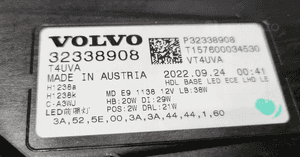 REFLEKTOR PRAWY LEWY FULL LED VOLVO XC40 LIFT EUROPA 9