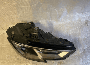 Audi A3 lift 8V0 bixenon prawy 16-20 2